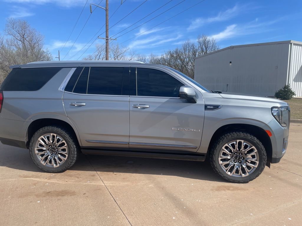Used 2023 GMC Yukon Denali Ultimate w/ LPO, Floor Liner Package image 4