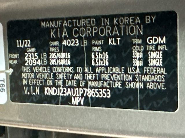 Used 2023 Kia Soul LX w/ LX Technology Package FWD image 30