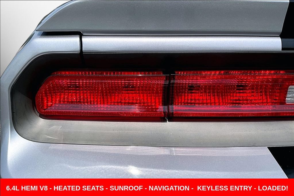 Used 2014 Dodge Challenger SRT8 w/ Harman/Kardon Audio Group RWD image 21