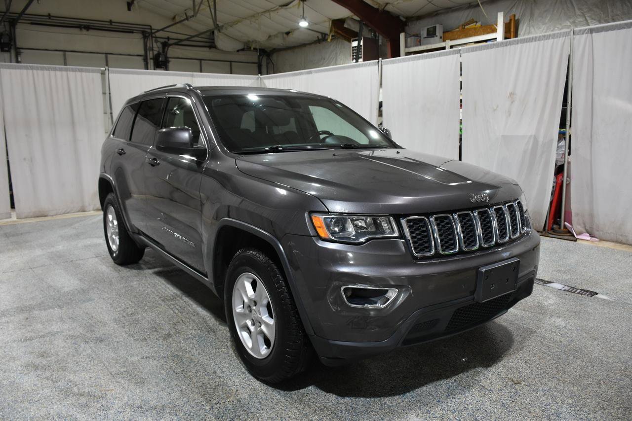 Used 2017 Jeep Grand Cherokee Laredo w/ Quick Order Package 23E AWD/4WD image 21
