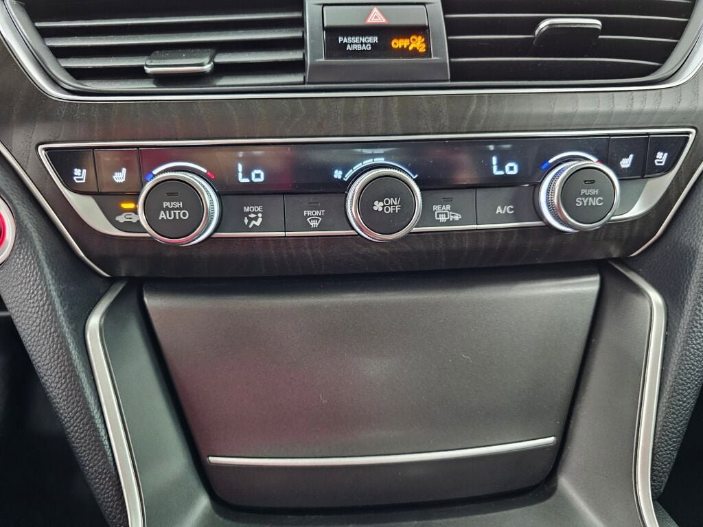 Certified 2021 Honda Accord Touring image 21