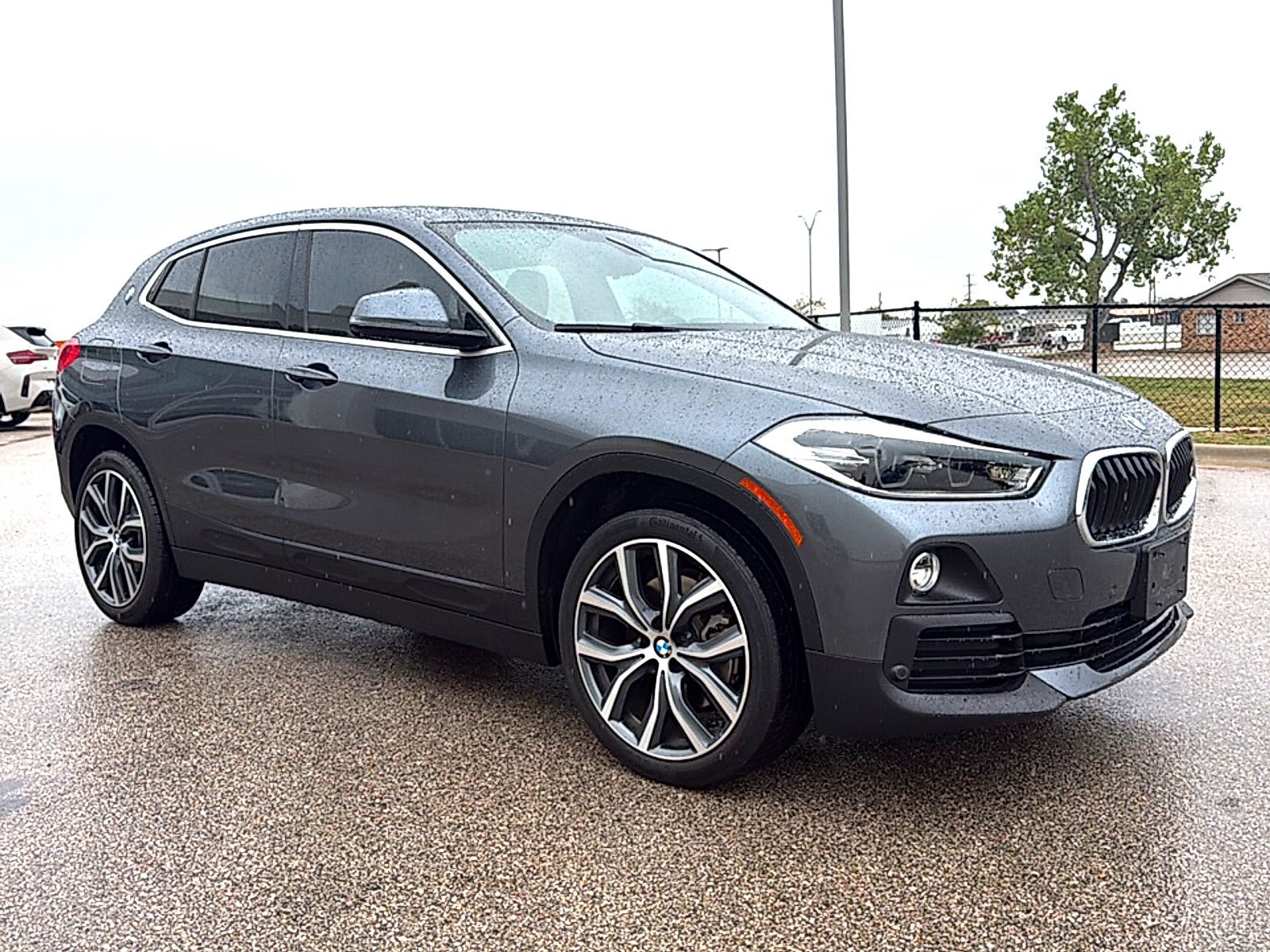 Used 2020 BMW X2 xDrive28i w/ Premium Package AWD/4WD image 3