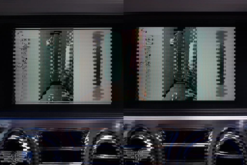 Used 2017 Rolls-Royce Dawn Convertible image 29