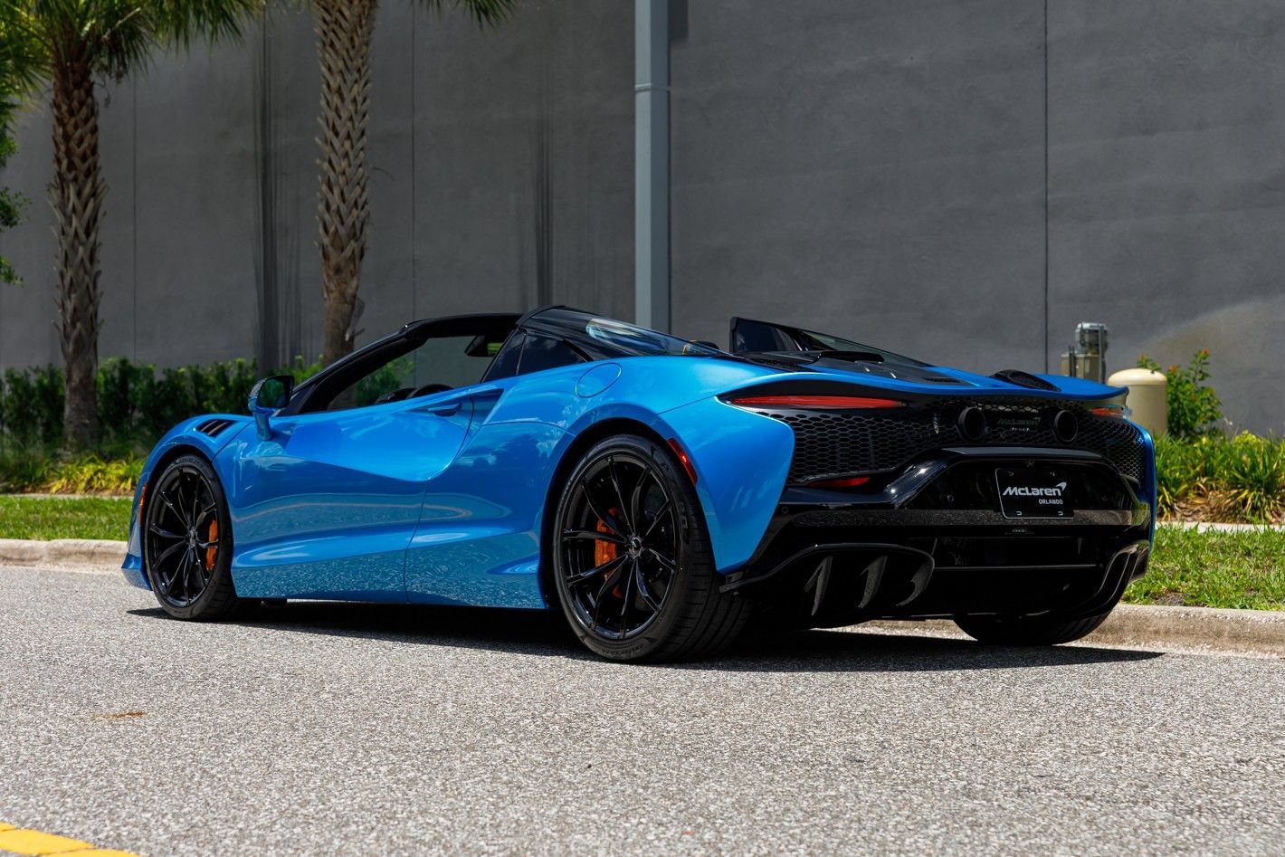 New 2026 McLaren Artura Spider RWD image 35