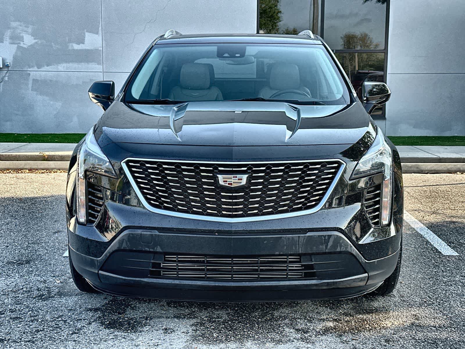 Used 2022 Cadillac XT4 Luxury w/ Driver Awareness Package image 12