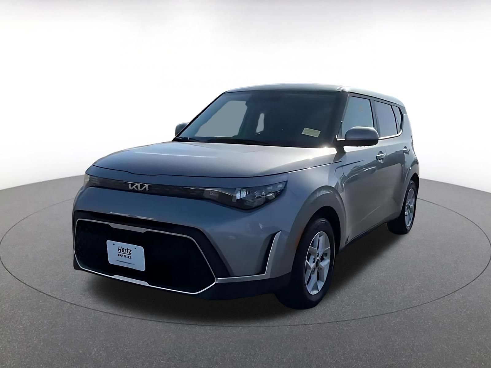 Used 2025 Kia Soul LX w/ LX Technology Package FWD image 7
