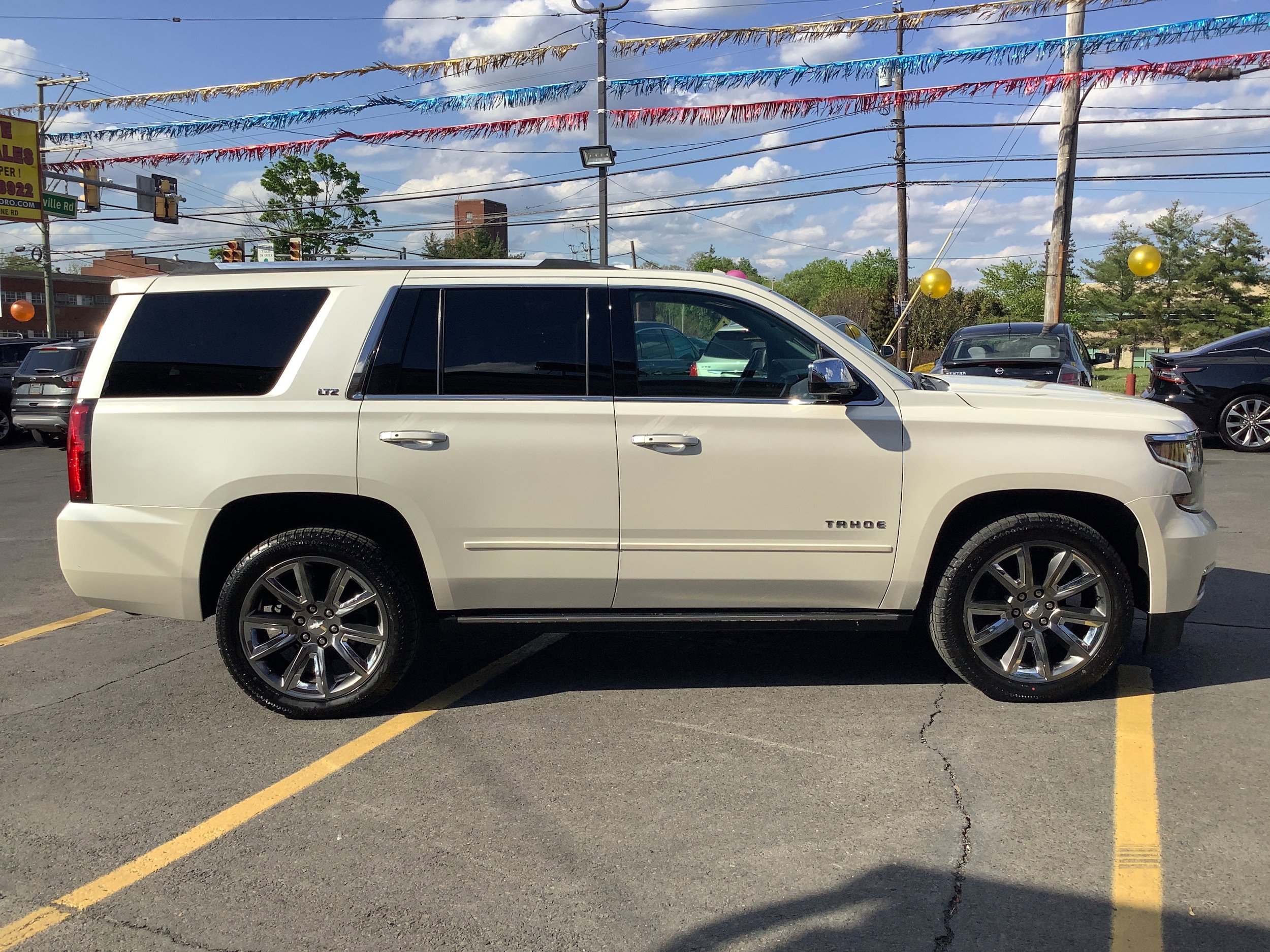 Used 2015 Chevrolet Tahoe LTZ AWD/4WD image 8