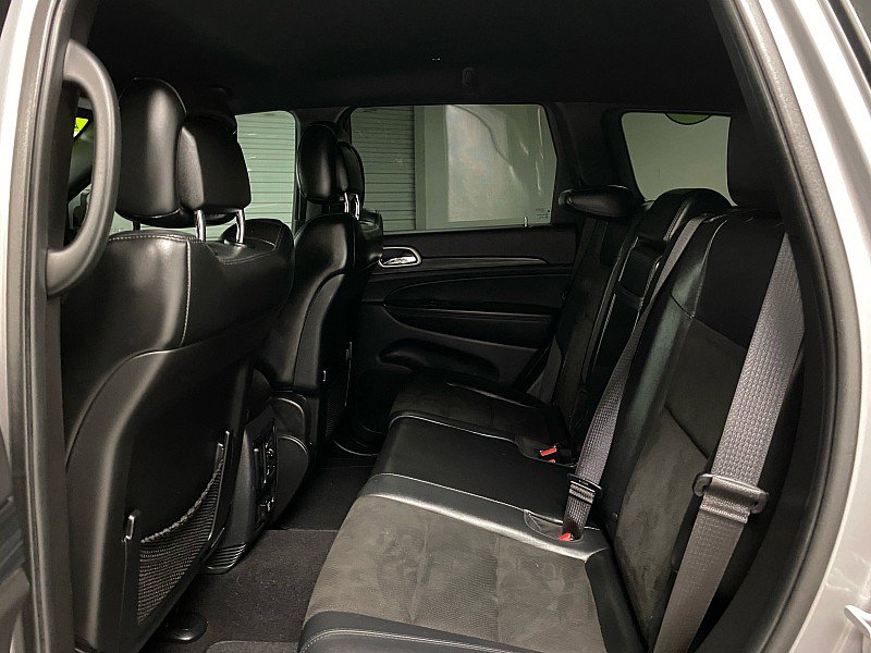 Used 2020 Jeep Grand Cherokee Altitude image 11