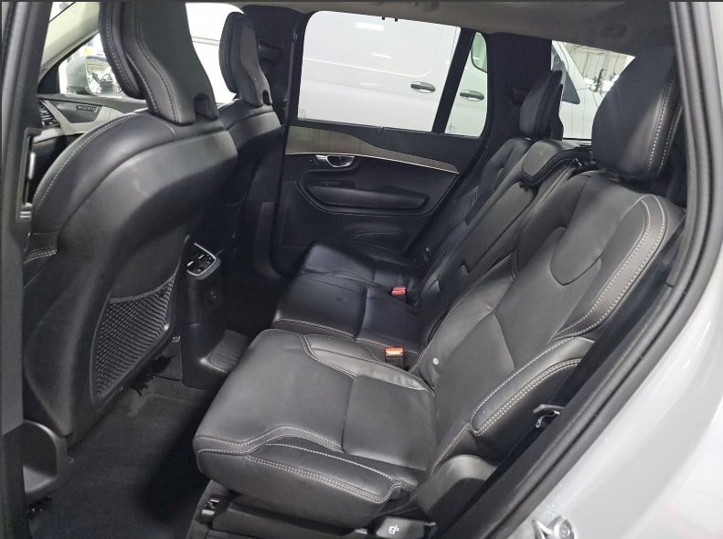 Certified 2024 Volvo XC90 T8 Ultimate w/ Protection Package Premier AWD/4WD image 8