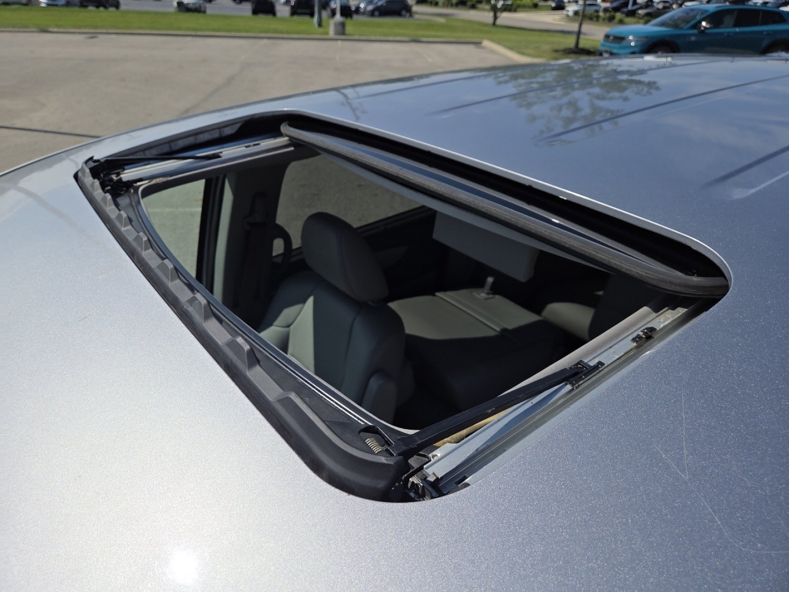 Used 2016 Honda Odyssey EX-L image 3