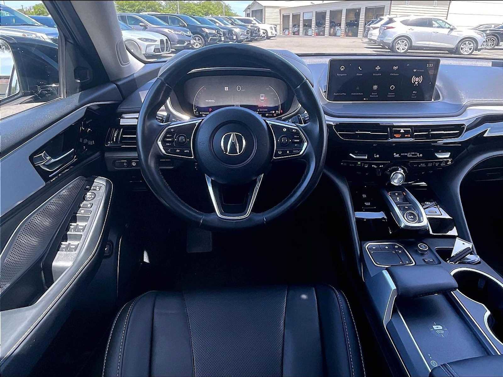 Used 2023 Acura MDX SH-AWD w/ Technology Package image 8
