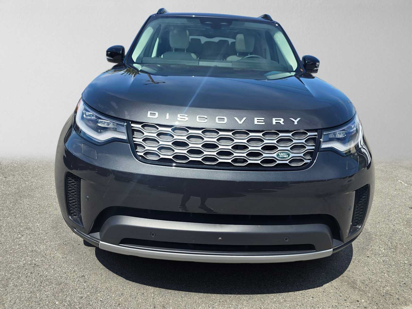 New 2026 Land Rover Discovery S AWD/4WD image 8