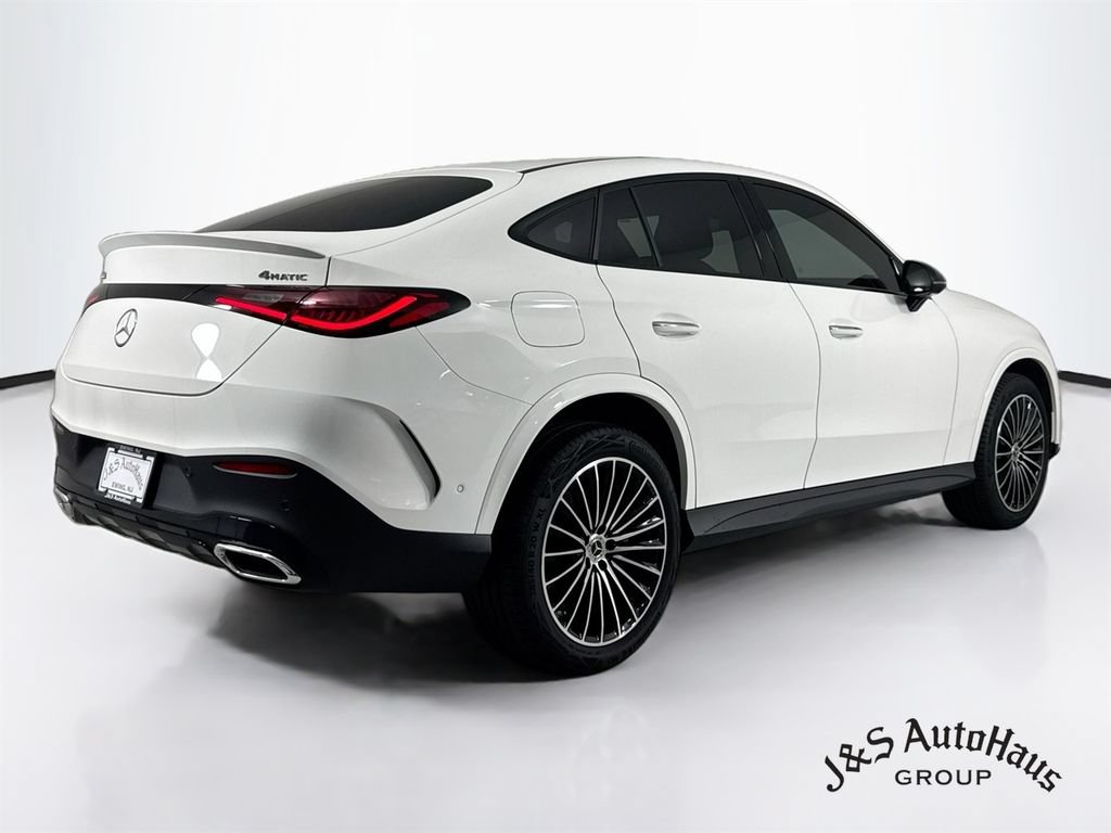 Used 2025 Mercedes-Benz GLC 300 4MATIC image 7