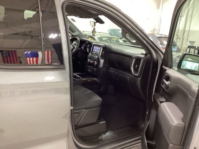 Used 2020 GMC Sierra 1500 Elevation w/ Elevation Value Package AWD/4WD image 11
