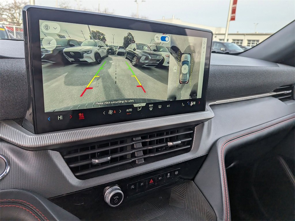 Used 2025 Ford Explorer ST-Line w/ ST-Line Street Pack image 18