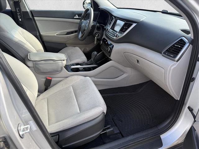 Used 2018 Hyundai Tucson SEL w/ Cargo Package FWD image 17