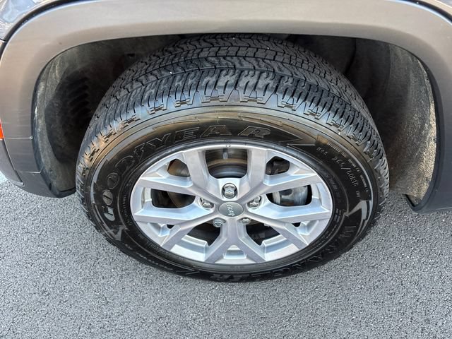 Used 2021 Jeep Grand Cherokee L Limited AWD/4WD image 35