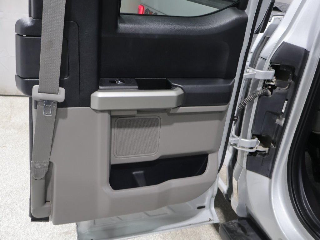 Used 2019 Ford F150 Lariat w/ Equipment Group 501A Mid AWD/4WD image 21