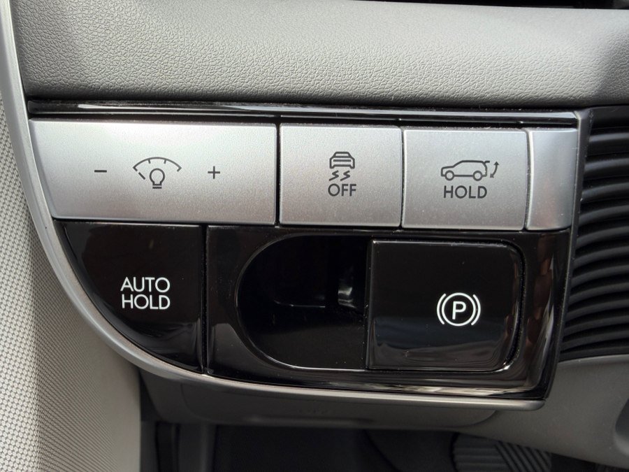 Used 2024 Hyundai Ioniq 5 Limited RWD image 18