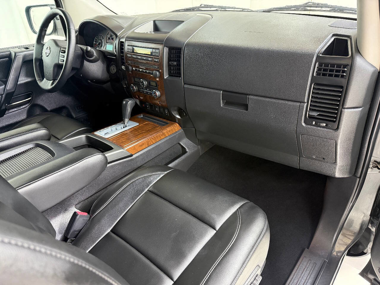 Used 2008 Nissan Titan LE AWD/4WD image 63
