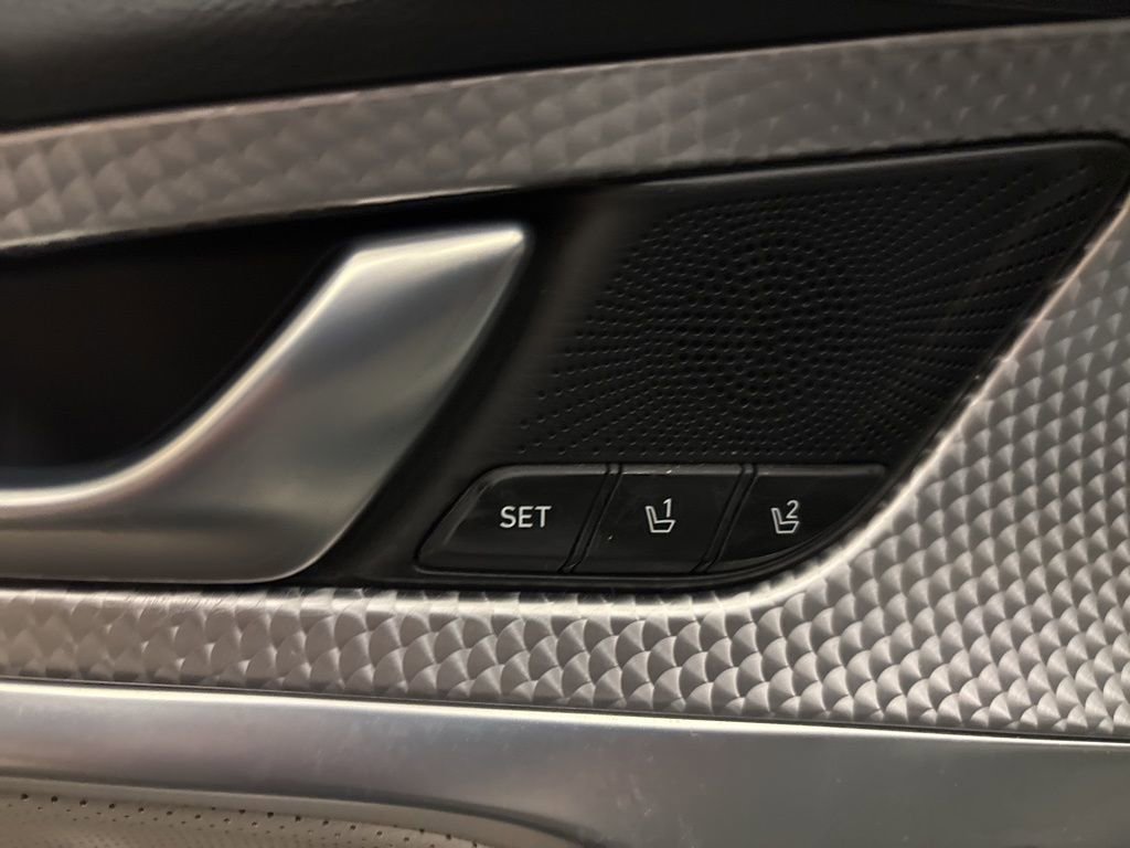 Used 2023 Genesis G70 2.0T w/ Sport Prestige Package image 11