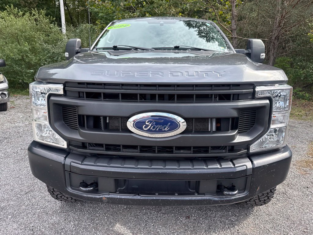 Used 2022 Ford F250 XL w/ Power Equipment Group AWD/4WD image 2