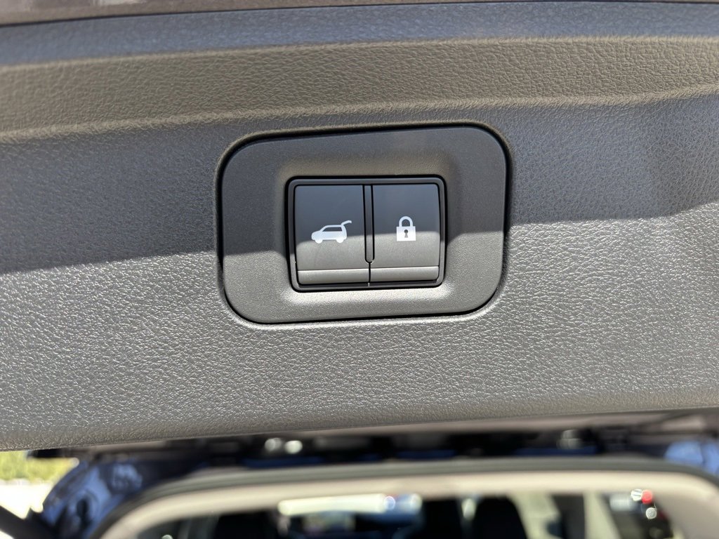 New 2026 INFINITI QX80 Luxe image 10