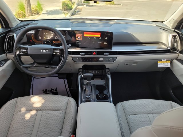 New 2026 Kia Sorento S FWD image 7