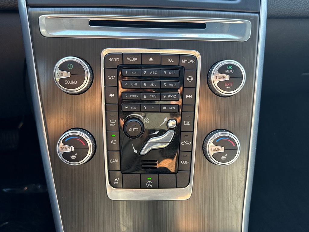 Used 2015 Volvo XC60 T5 Premier w/ Protection Package image 15