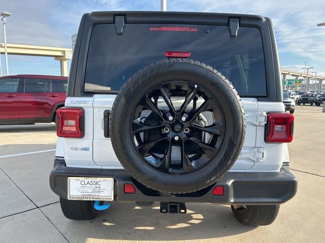 Used 2023 Jeep Wrangler Unlimited Sahara image 7