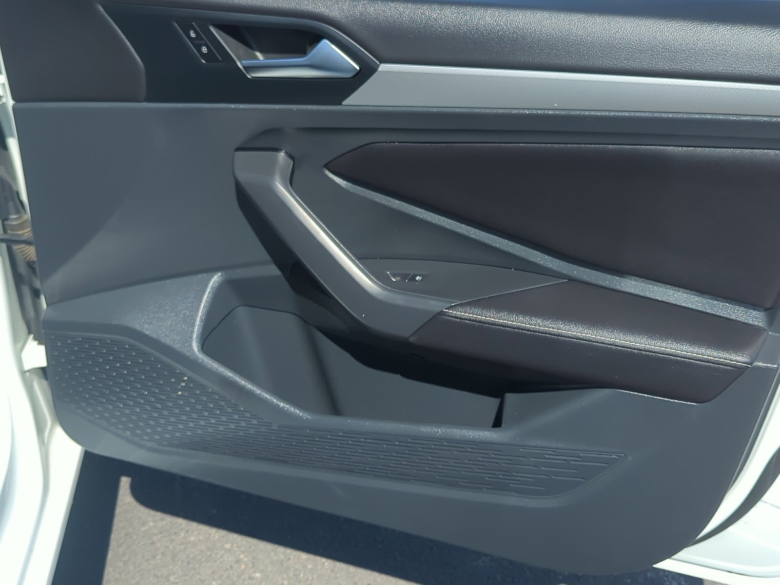 Certified 2023 Volkswagen Jetta Sport image 16