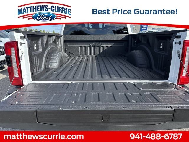 New 2026 Ford F250 Lariat w/ Black Appearance Package image 15