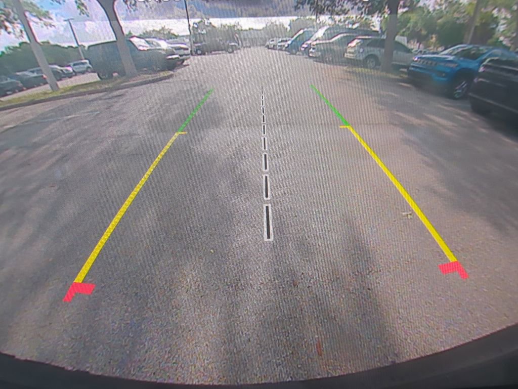 Used 2025 Jeep Wrangler Unlimited Sahara w/ Safety Group AWD/4WD image 22