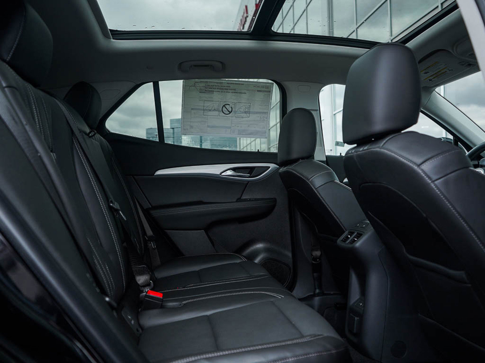 New 2025 Buick Envision Avenir image 13