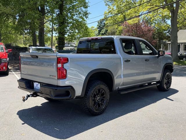 Used 2023 Chevrolet Silverado 1500 ZR2 w/ Technology Package AWD/4WD image 8