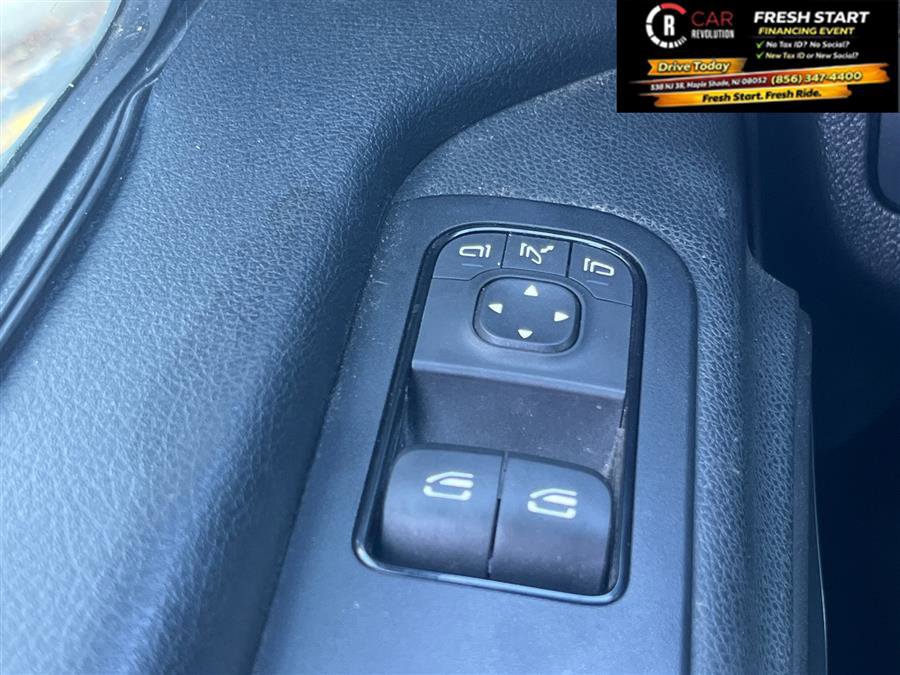 Used 2019 Mercedes-Benz Sprinter 144 image 20