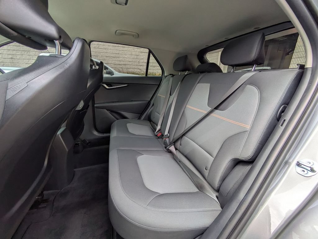 Used 2025 Kia Niro LX FWD image 27