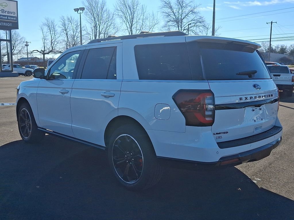 Used 2022 Ford Expedition Limited image 4