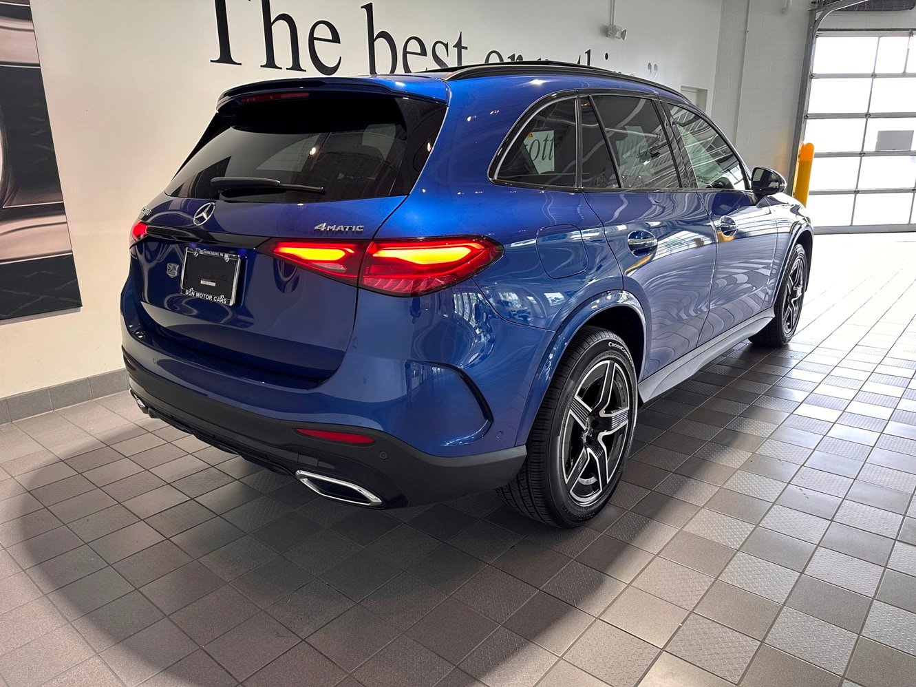 Certified 2023 Mercedes-Benz GLC 300 4MATIC image 4