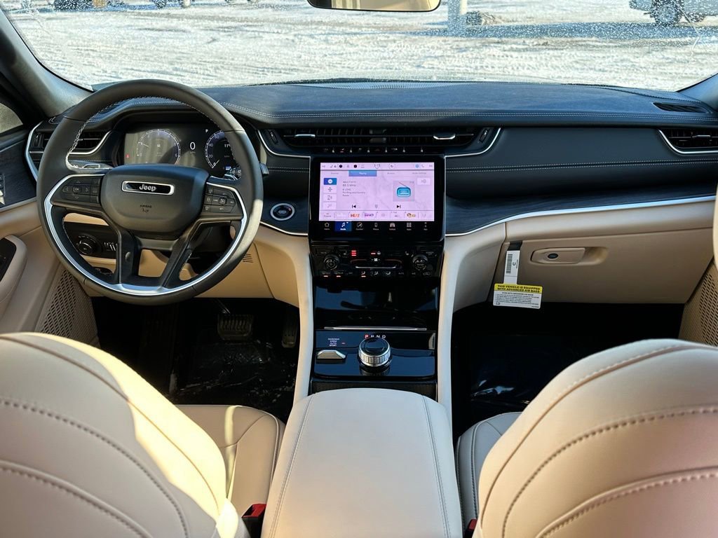 New 2025 Jeep Grand Cherokee Limited image 19