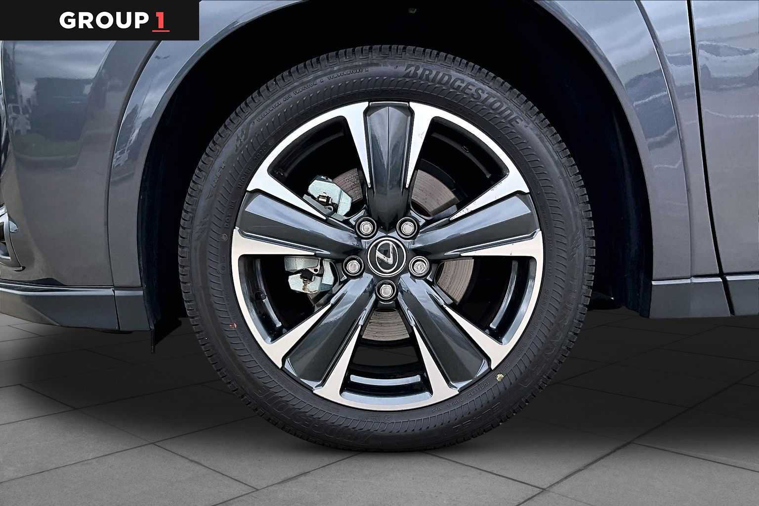Certified 2025 Lexus UX 300h FWD w/ Accessory Package (Z1) image 9