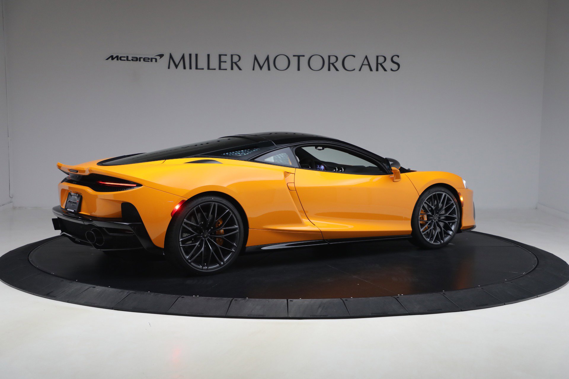 New 2026 McLaren GTS image 8