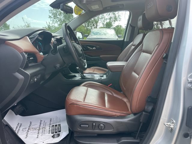 Used 2019 Chevrolet Traverse High Country w/ LPO, Cargo Package AWD/4WD image 19