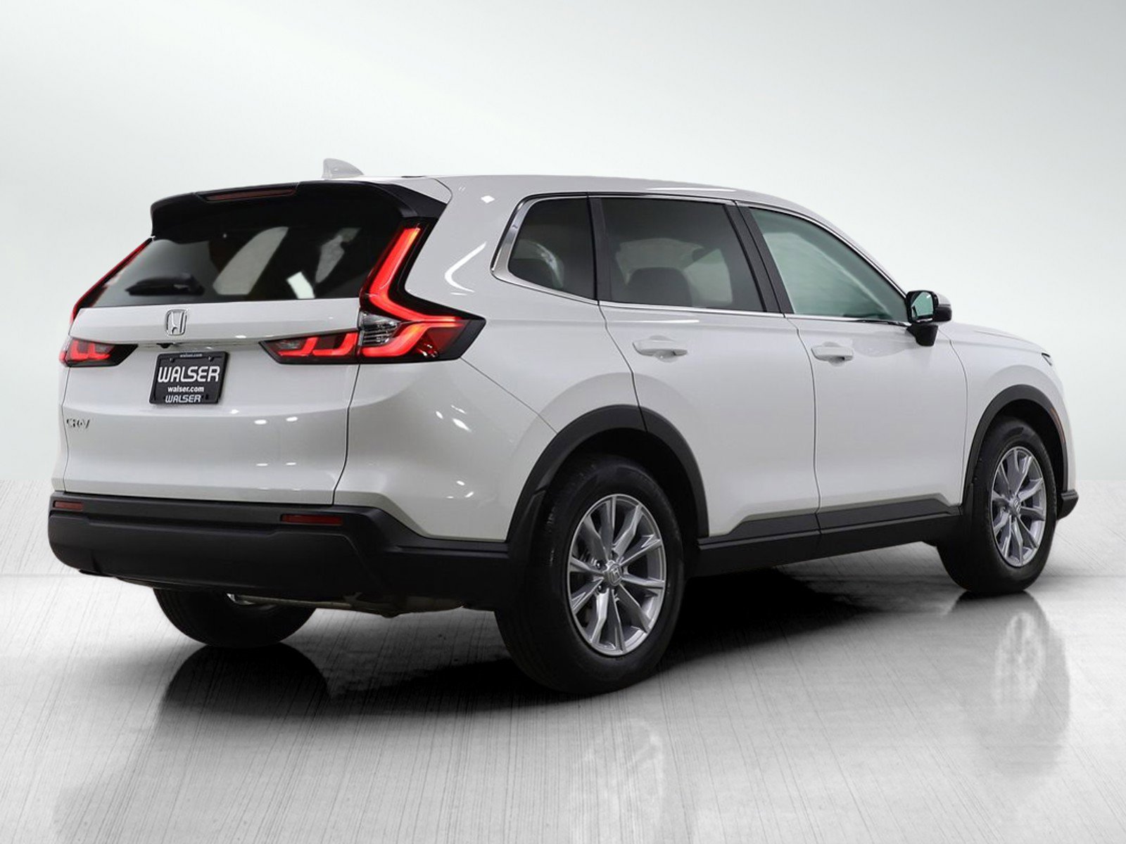 Used 2024 Honda CR-V EX image 5