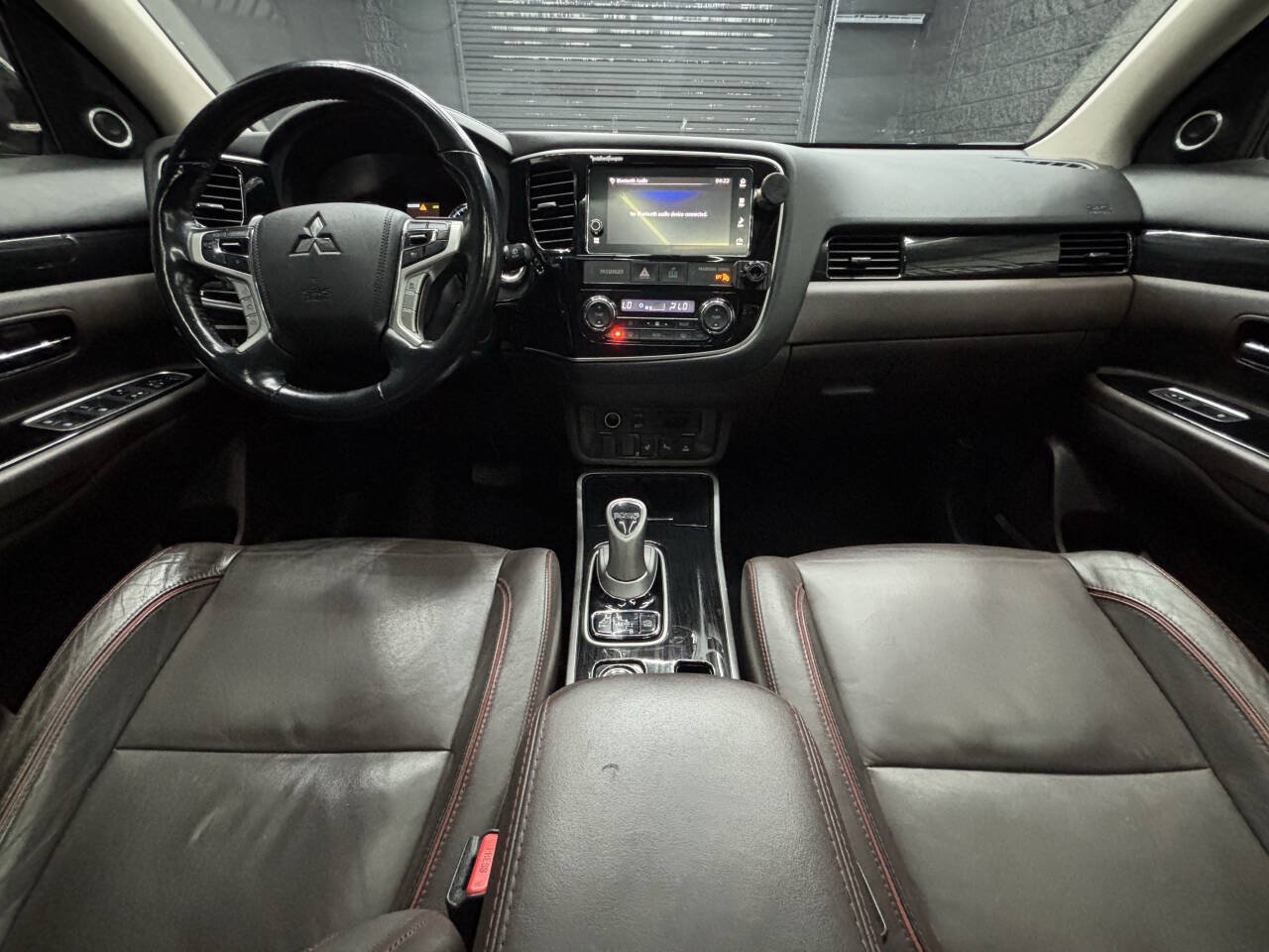 Used 2018 Mitsubishi Outlander GT AWD/4WD image 21