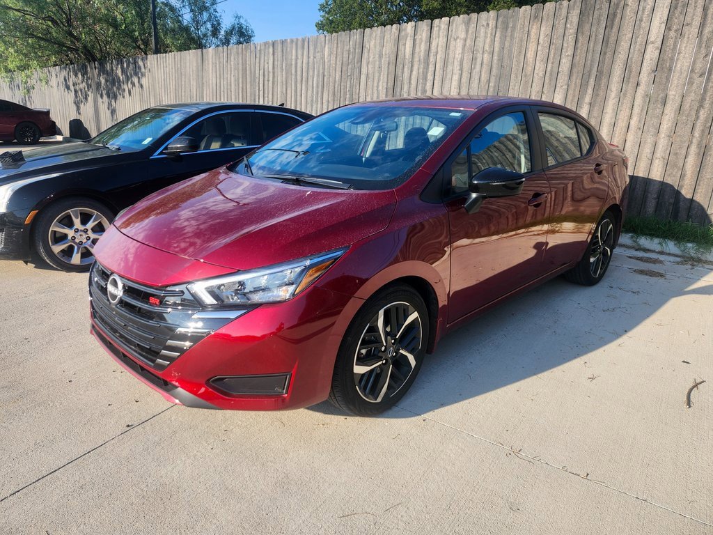 Used 2025 Nissan Versa SR w/ Trunk Package