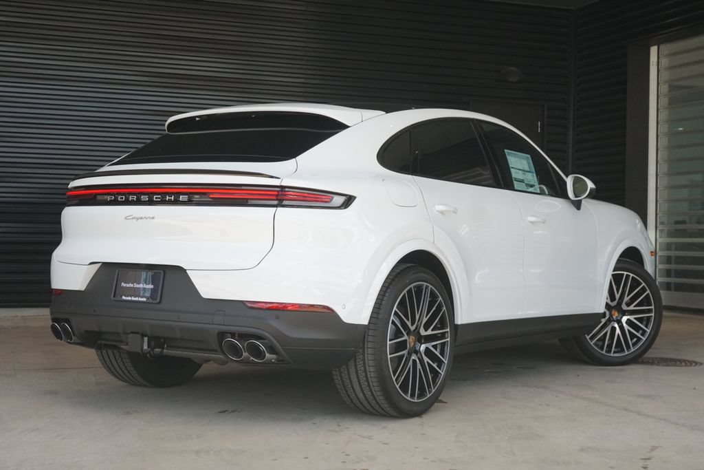 New 2026 Porsche Cayenne Coupe AWD/4WD image 7