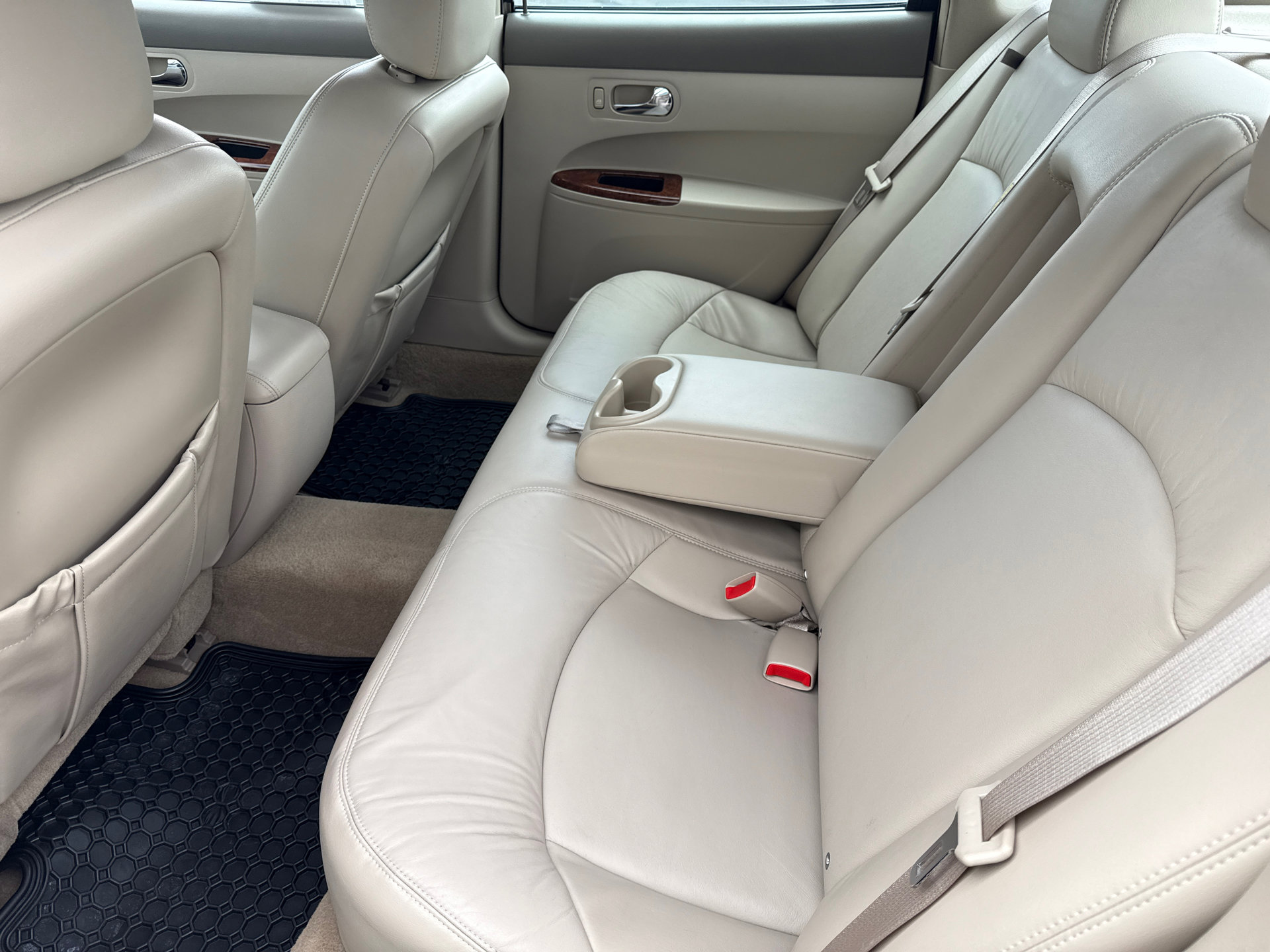 Used 2005 Buick LaCrosse CXL w/ Gold Convenience Package image 15