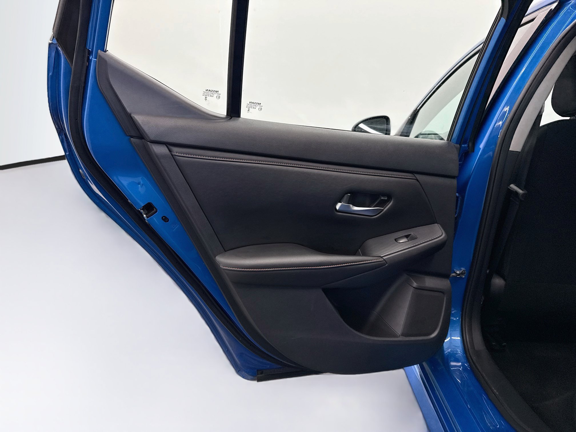 Used 2025 Nissan Sentra SR FWD image 26
