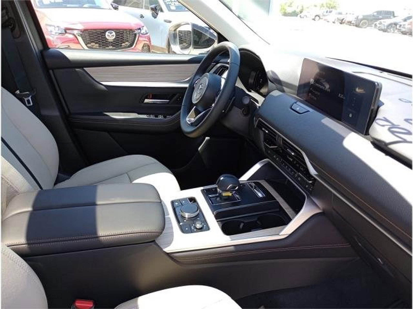 New 2025 MAZDA CX-70 Plug-In Hybrid w/ Premium Pkg image 7